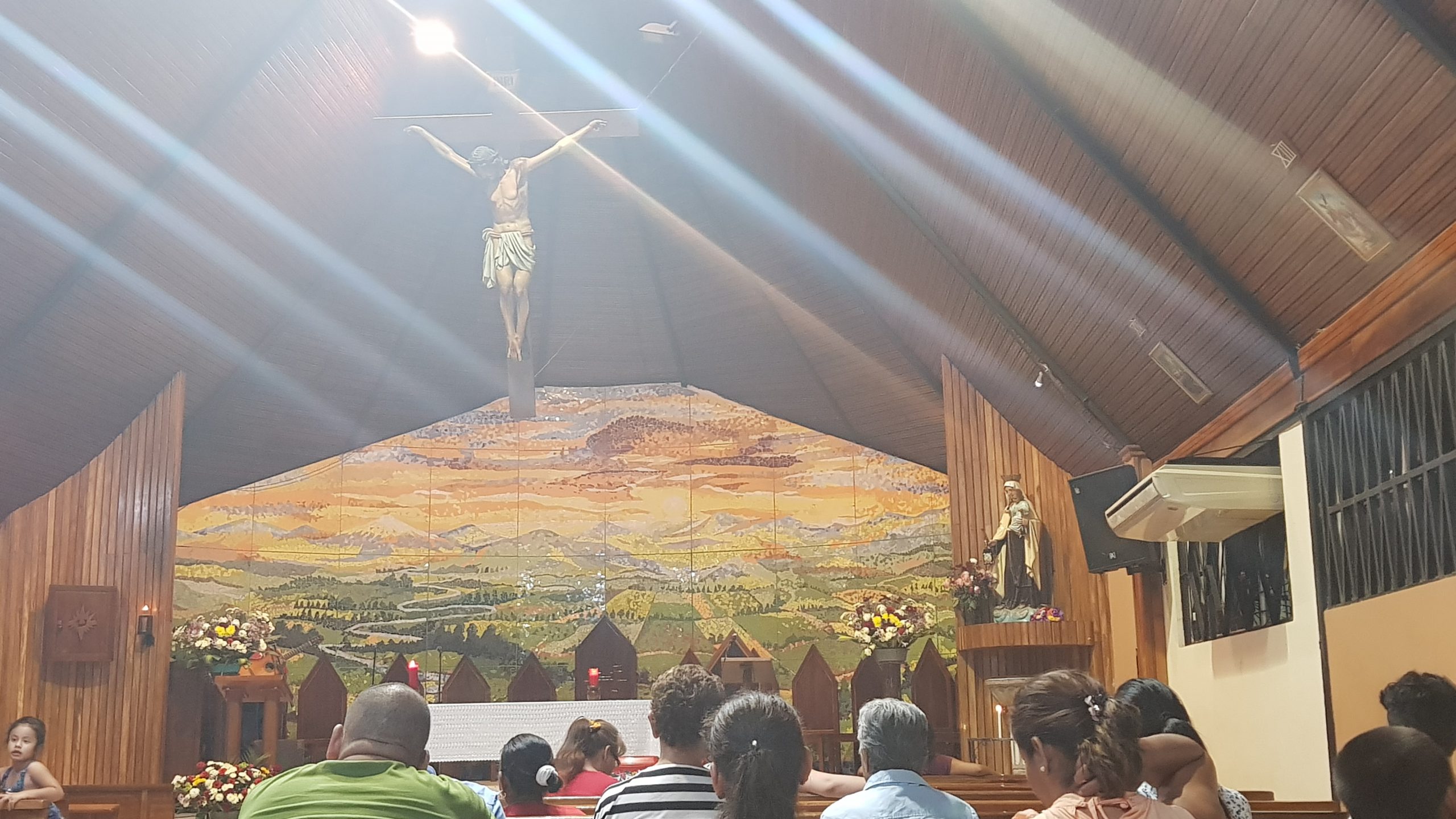 La iglesia que amamos, vivimos y soñamos